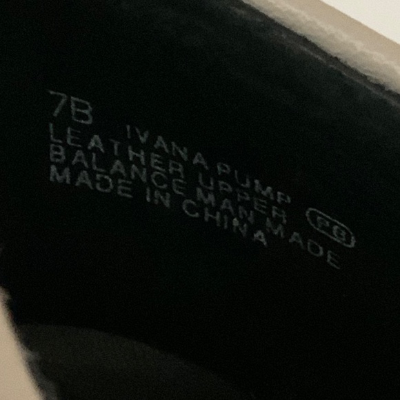 Aerosole Pump Shoes Size 7B - Picture 8 of 8